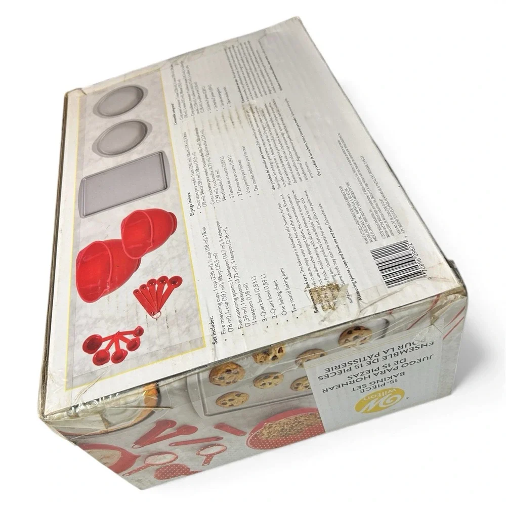 Wilton 15-Piece‎ Baking Set